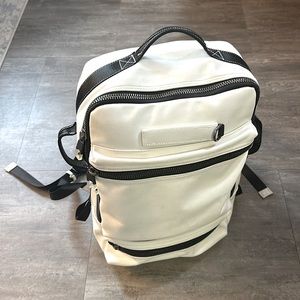 Zara Men’s White Leather Backpack
